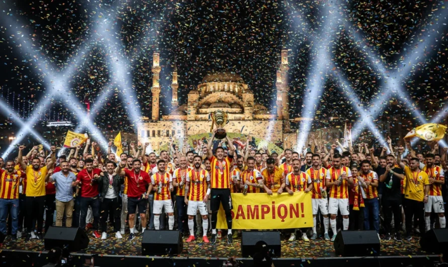 Şampiyonluk Kupası Etrafında Büyüyen Heyecan